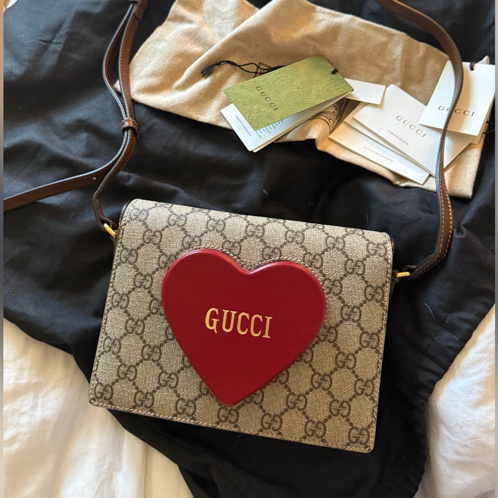 GG Supreme Monogram Script Logo Heart Crossbody Bag